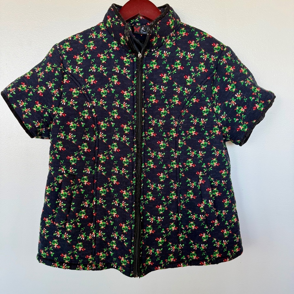 Tian Run Grandma Core Floral Quilted Mandarin Short Sleeve Jacket Puffer Vest -M
